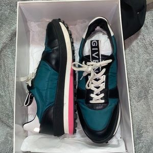 Givenchy Trainer Sneakers